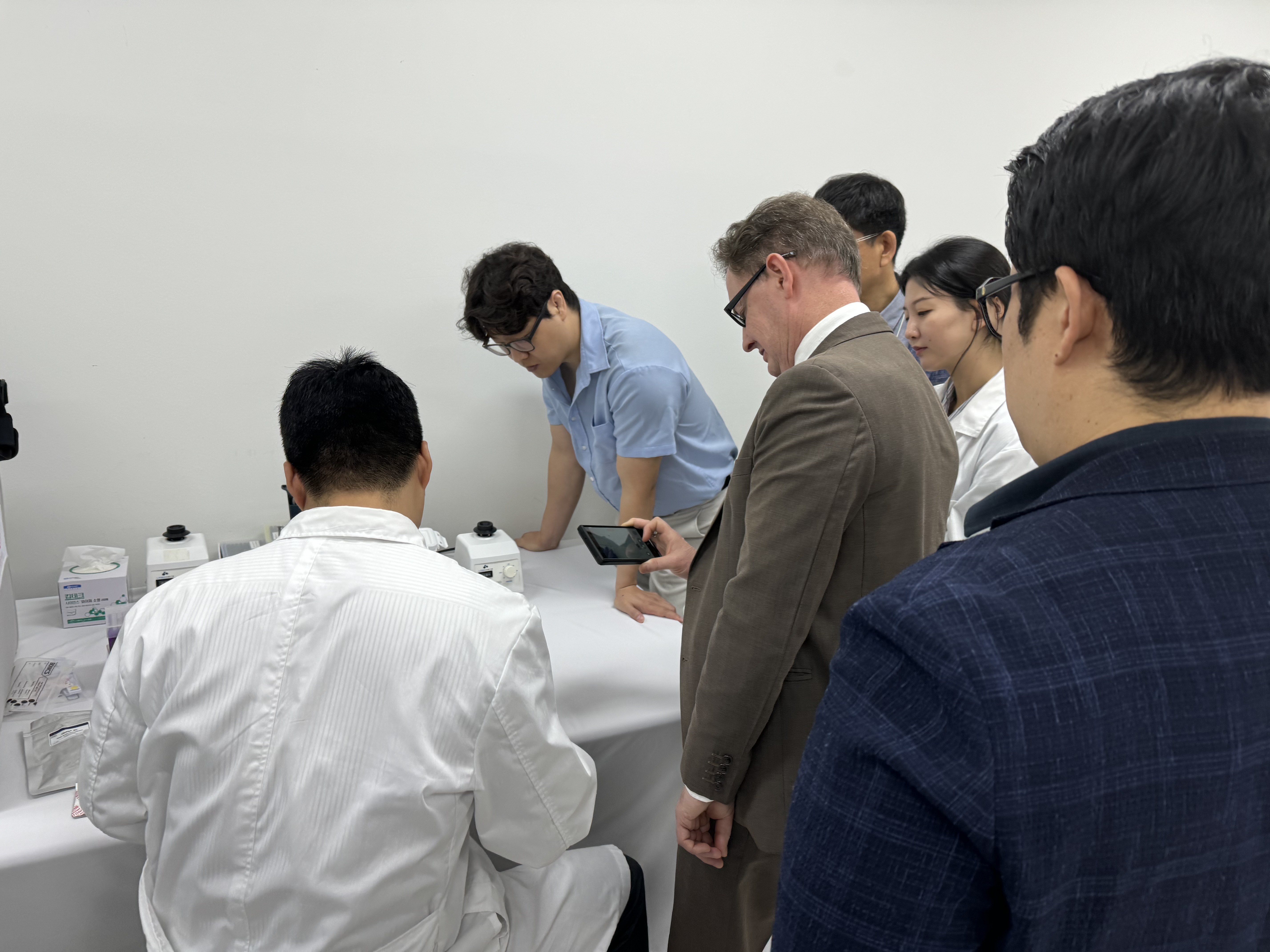 [25.07.17] New Zealand VIP Partners’ Visit to E&S Healthcare Headquarters (3)